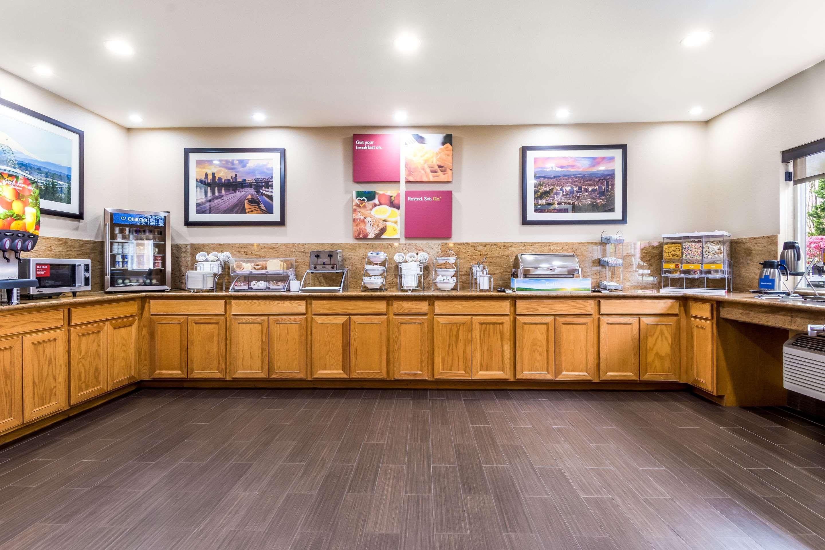 Comfort Suites Portland Airport Exteriör bild