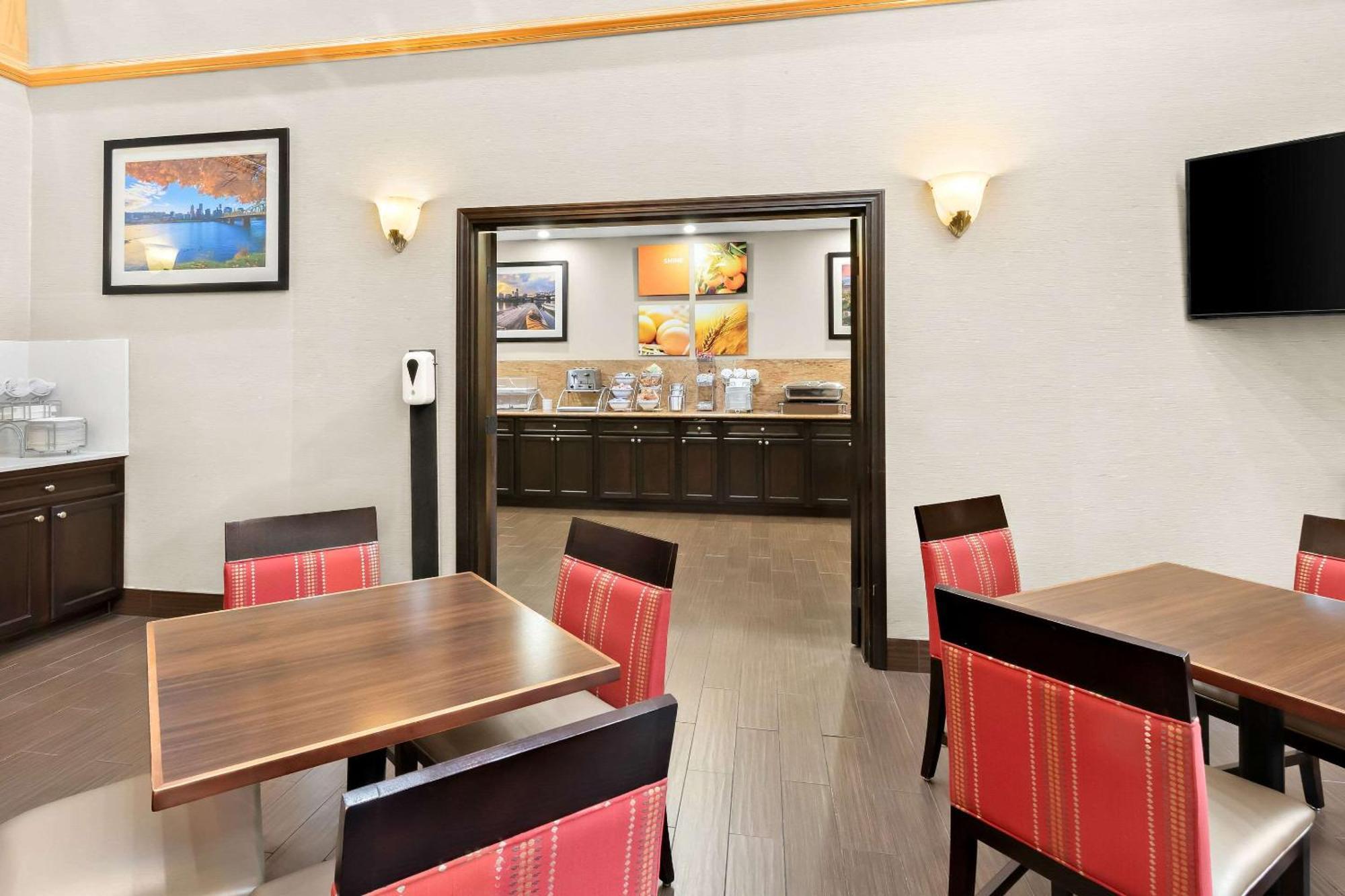 Comfort Suites Portland Airport Exteriör bild
