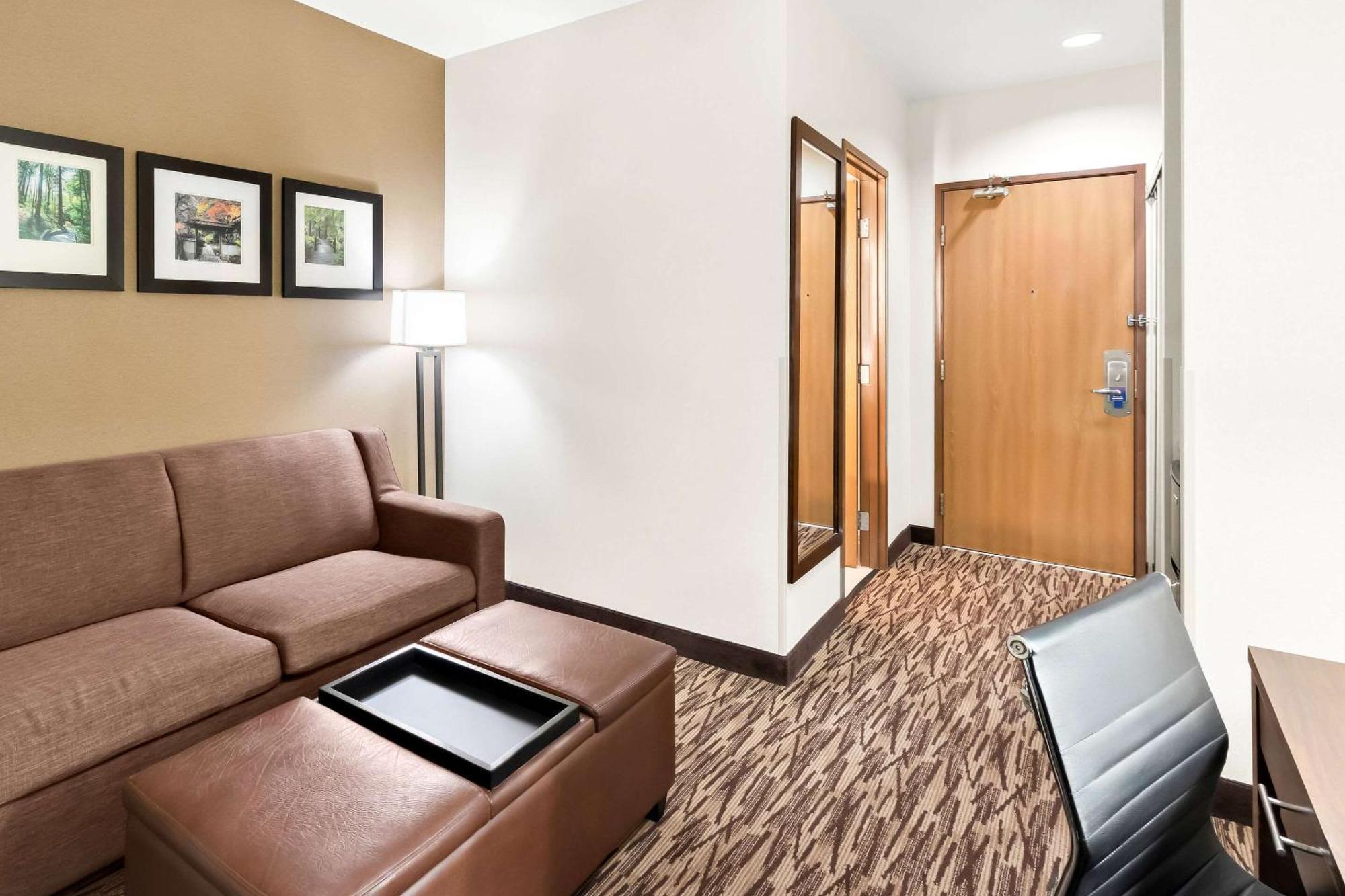 Comfort Suites Portland Airport Exteriör bild