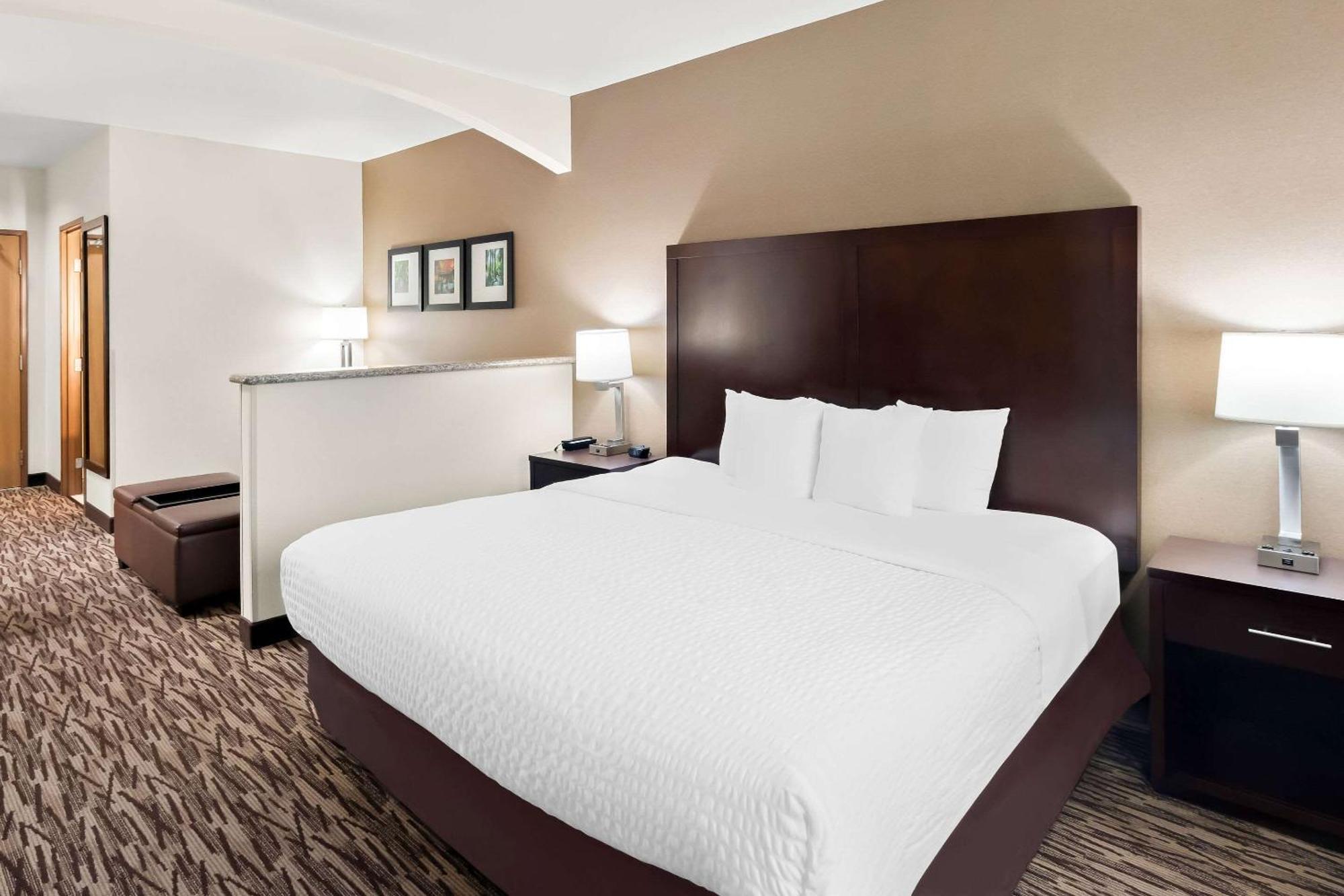 Comfort Suites Portland Airport Exteriör bild